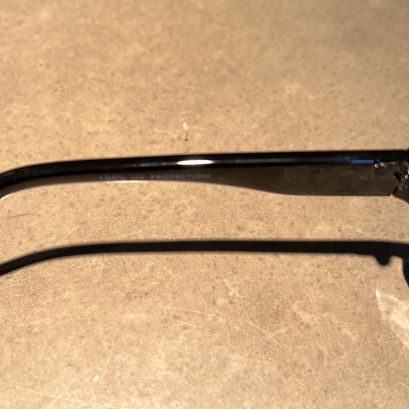 Sunglasses - Picture 2 of 4